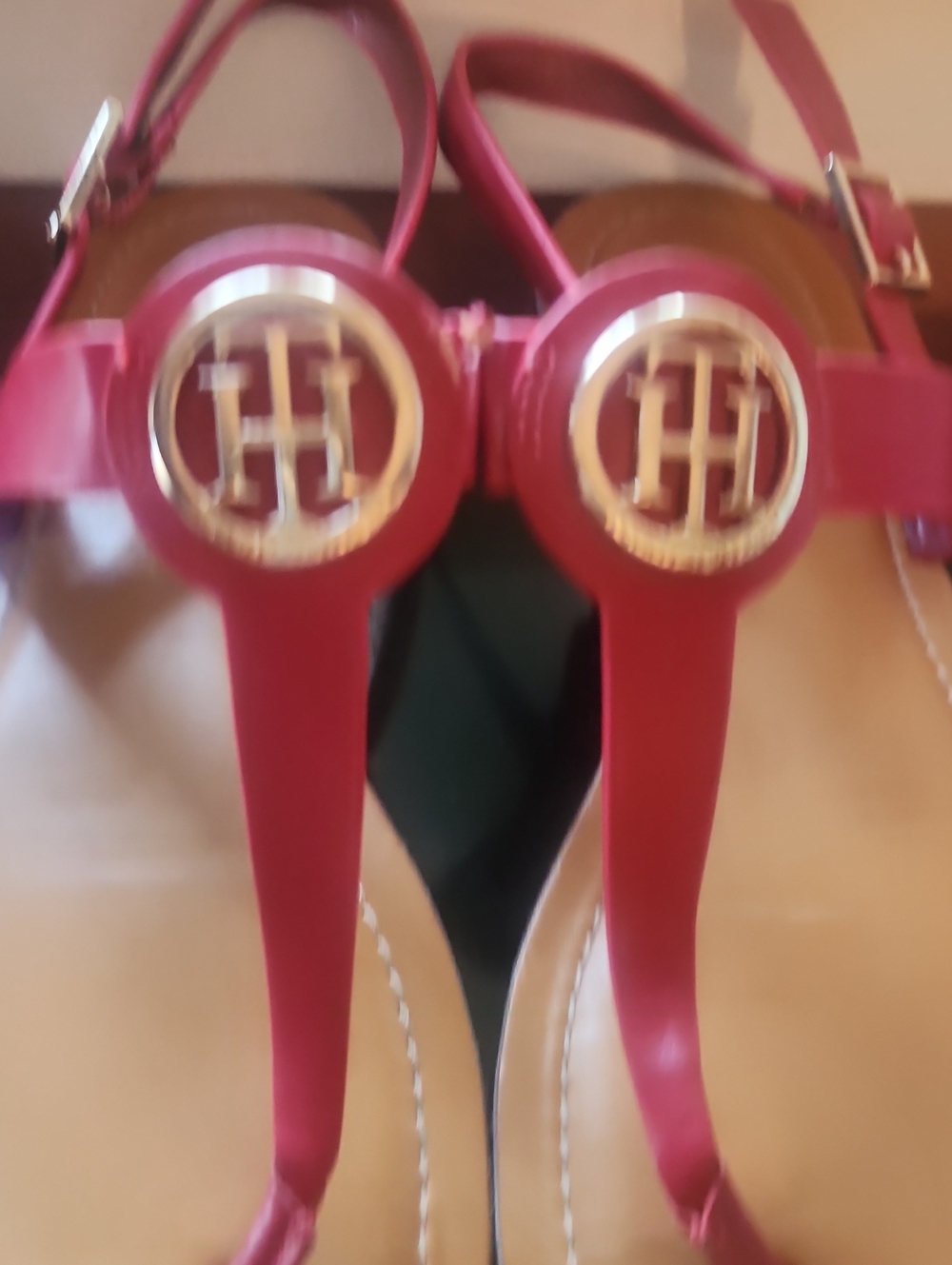 Tommy Hilfiger Red T‑Strap Sandals with Gold Logo - Picture 2 of 3